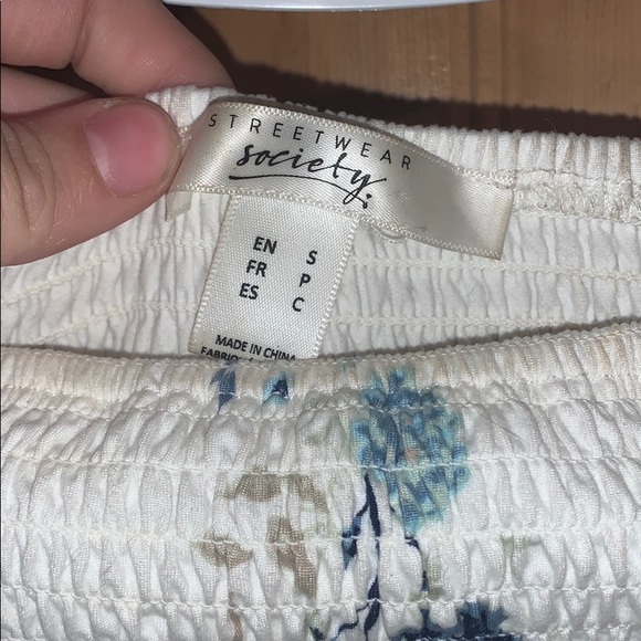 Crop top - Picture 2 of 2